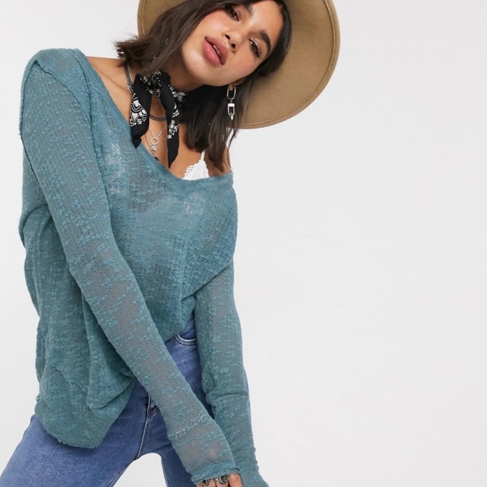 FREE PEOPLE WE THE FREE Ocean Air Hacci Pullover Top in Moss Green